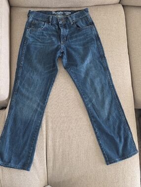 Wrangler Men's Retro Relaxed Boot Fit Dark Blue Jeans